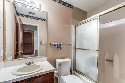 5111 Meadow Creek Drive, Austin, TX 78745 - Photo 20