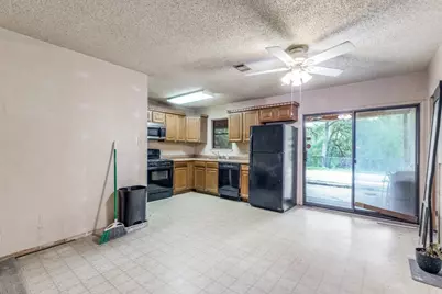 5111 Meadow Creek Drive, Austin, TX 78745 - Photo 8