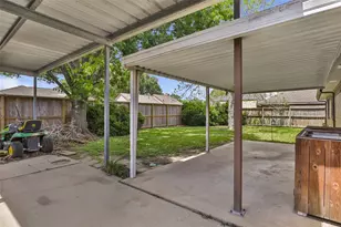 6006 Egypt Dr, Pasadena, TX 77505 - Photo 6
