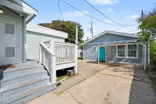 4110 Ave T 1/2, Galveston, TX 77550 - Photo 22