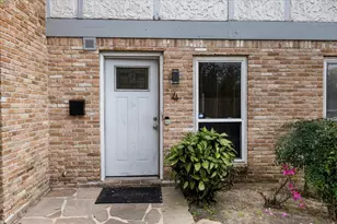 1846 Hollister St, Houston, TX 77080 - Photo 2