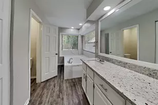3806 Village Oaks Dr, Houston, TX 77339 - Photo 14