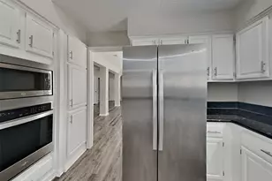 3806 Village Oaks Dr, Houston, TX 77339 - Photo 8
