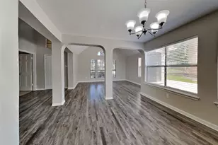 3806 Village Oaks Dr, Houston, TX 77339 - Photo 10