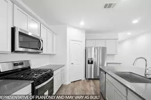 132 Wildflower Ln, Dayton, TX 77535 - Photo 6