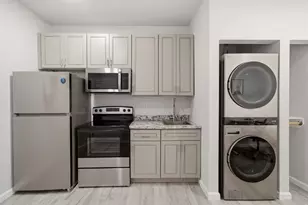 715 28th St, Galveston, TX 77550 - Photo 18