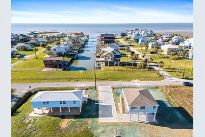 23221 Galceran Drive, Galveston, TX 77554 - Photo 2
