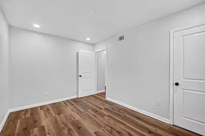 4310 Jorns Street, Houston, TX 77045 - Photo 34