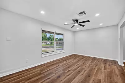 4310 Jorns Street, Houston, TX 77045 - Photo 8