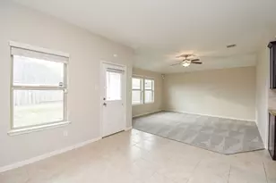 29103 Jacobs River Dr, Katy, TX 77494 - Photo 4