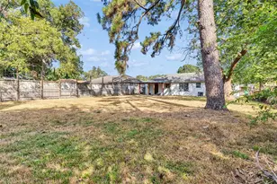 6942 Peyton St, Houston, TX 77028 - Photo 26