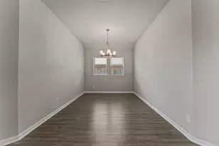 102 Camelia St, Garland, TX 75043 - Photo 22