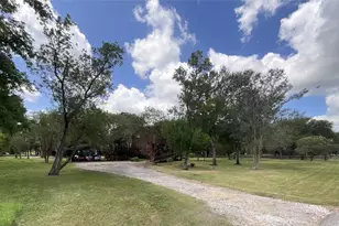 36711 Custer Rd, Simonton, TX 77485 - Photo 6