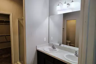 7834 London Tower Ln, Houston, TX 77044 - Photo 12