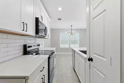 9718 Fillmore Street, Houston, TX 77029 - Photo 10
