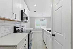9718 Fillmore St, Houston, TX 77029 - Photo 10