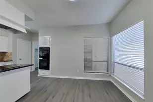 535 Shady Brook Dr, Stafford, TX 77477 - Photo 4