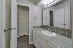 535 Shady Brook Dr, Stafford, TX 77477 - Photo 14