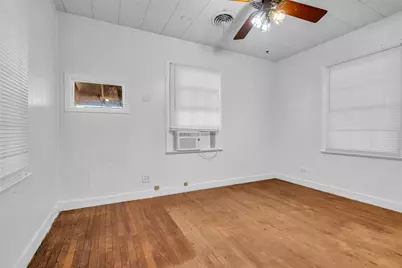 218 Olive Avenue, Pasadena, TX 77506 - Photo 14
