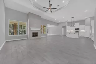 179 Copperleaf Rd, Huntsville, TX 77340 - Photo 8