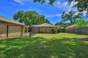 14902 Beechmoor Dr, Houston, TX 77095 - Photo 36