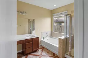 911 Bandon Ln, Houston, TX 77073 - Photo 10