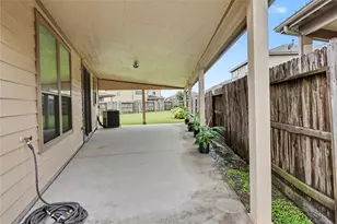 911 Bandon Ln, Houston, TX 77073 - Photo 6
