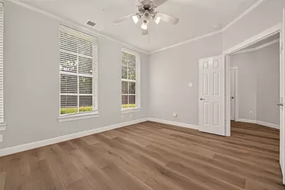 38 Shell Port Square, The Woodlands, TX 77380 - Photo 6