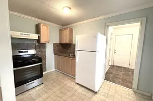 1828 W Mill Street SW, New Braunfels, TX 78130 - Photo 12