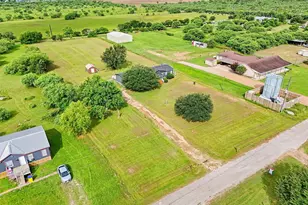 1955 Lauren Ln, Sealy, TX 77474 - Photo 40
