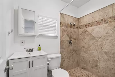 320 Coronado Street #B, Houston, TX 77009 - Photo 10