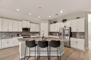 2405 Songlark Springs Pl, Pearland, TX 77089 - Photo 6