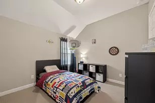 2405 Songlark Springs Pl, Pearland, TX 77089 - Photo 10