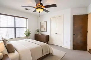718 W 22nd St, Houston, TX 77008 - Photo 22
