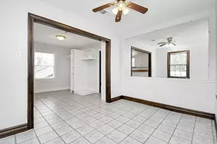 109 Amundsen St, Houston, TX 77009 - Photo 22