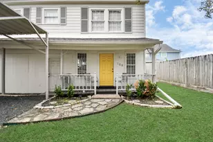109 Amundsen St, Houston, TX 77009 - Photo 2