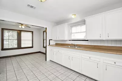 109 Amundsen Street, Houston, TX 77009 - Photo 16