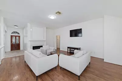 12435 Hazyglen Drive, Houston, TX 77082 - Photo 10