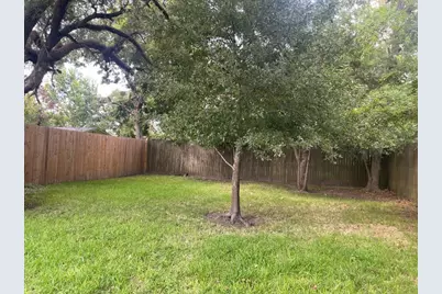 918 Maple Street, Clute, TX 77531 - Photo 22