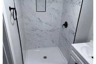 5923 Van Fleet St, Houston, TX 77033 - Photo 14