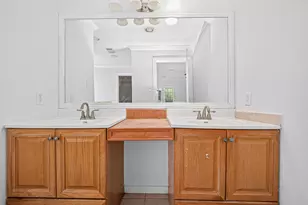 10919 Lockgate Ln, Houston, TX 77048 - Photo 22