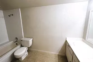 2820 S Bartell Dr, Houston, TX 77054 - Photo 6
