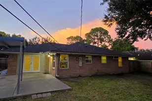 5315 Briarbend Dr, Houston, TX 77096 - Photo 8