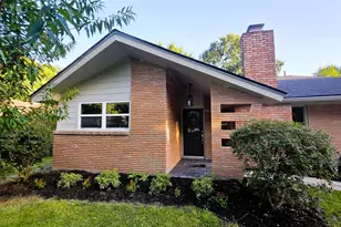 5315 Briarbend Dr, Houston, TX 77096 - Photo 2