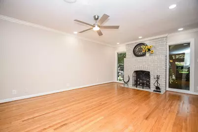 5315 Briarbend Drive, Houston, TX 77096 - Photo 12