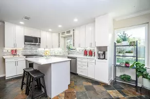 5315 Briarbend Dr, Houston, TX 77096 - Photo 14