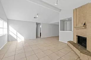 5420 Ridge Wind Ln, Houston, TX 77053 - Photo 4