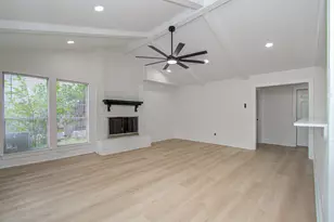 2719 E Pebble Beach Dr, Missouri City, TX 77459 - Photo 16