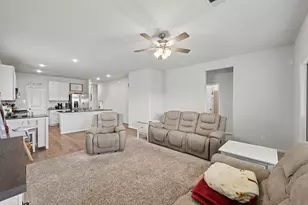 1118 Bending Trl Dr, Tomball, TX 77375 - Photo 16
