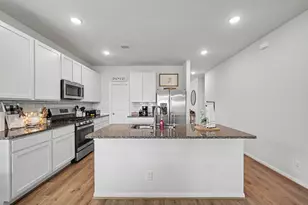 1118 Bending Trl Dr, Tomball, TX 77375 - Photo 14